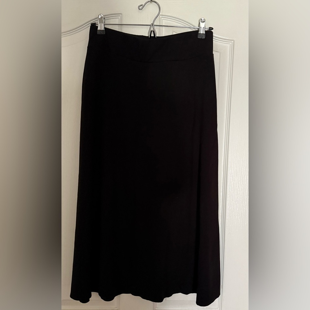 T Tahari Classic Black Maxi Skirt